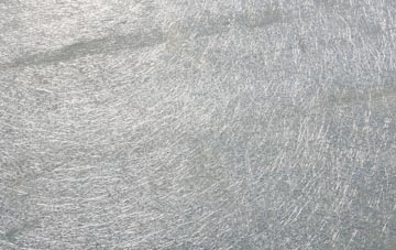 Maligar laminate fibreglass or shingles?